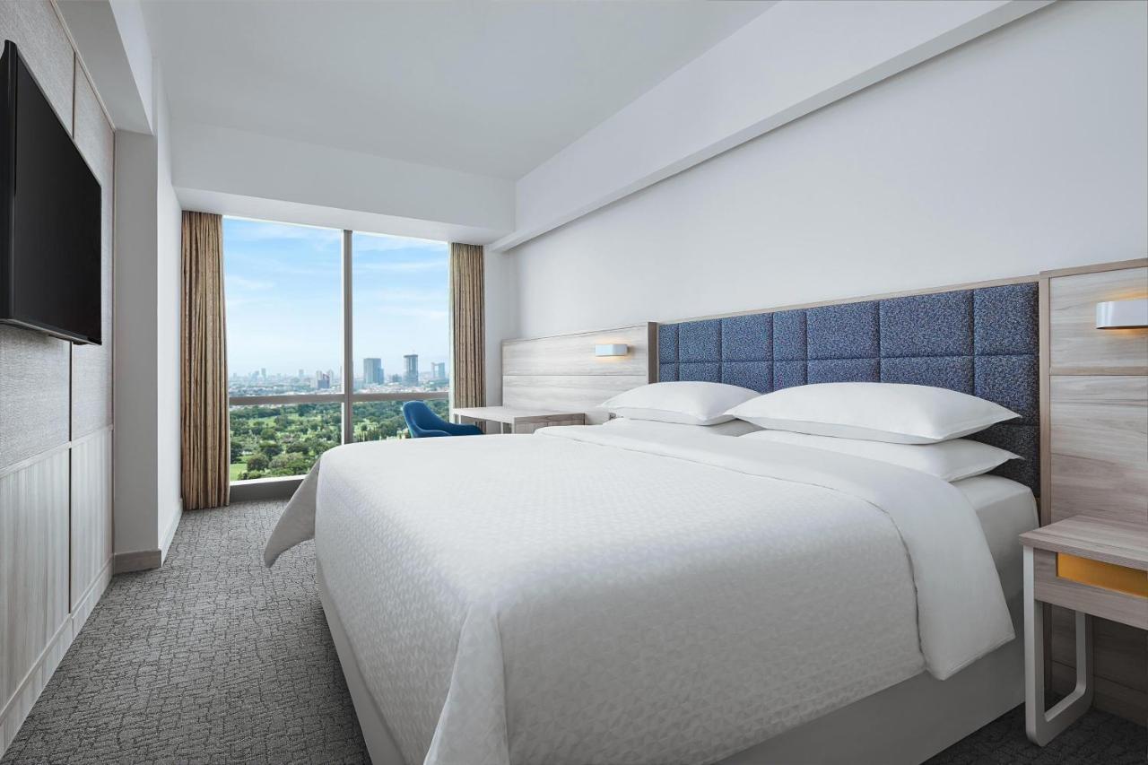 Four Points By Sheraton Surabaya, Pakuwon Indah Exteriér fotografie