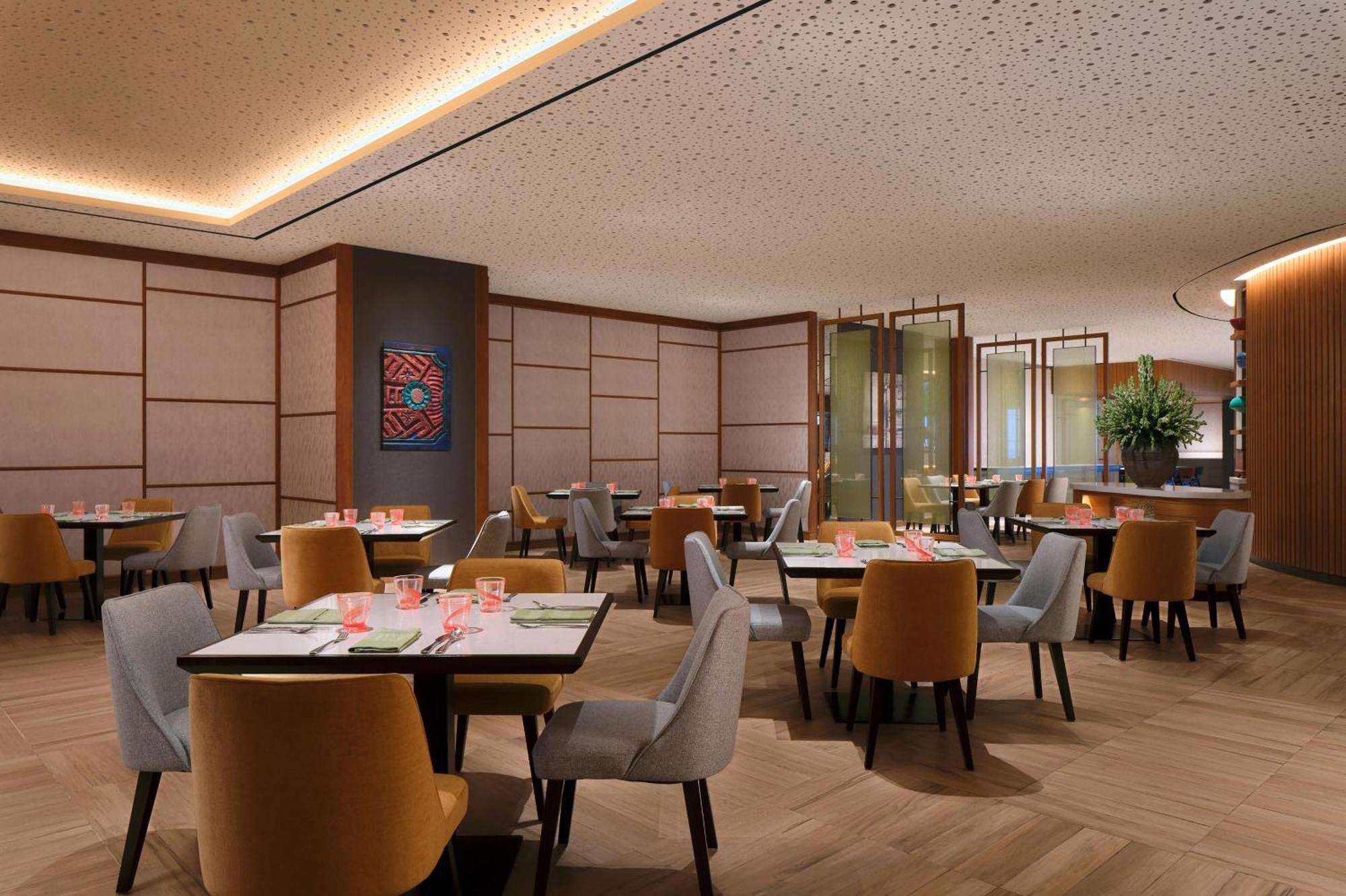 Four Points By Sheraton Surabaya, Pakuwon Indah Exteriér fotografie