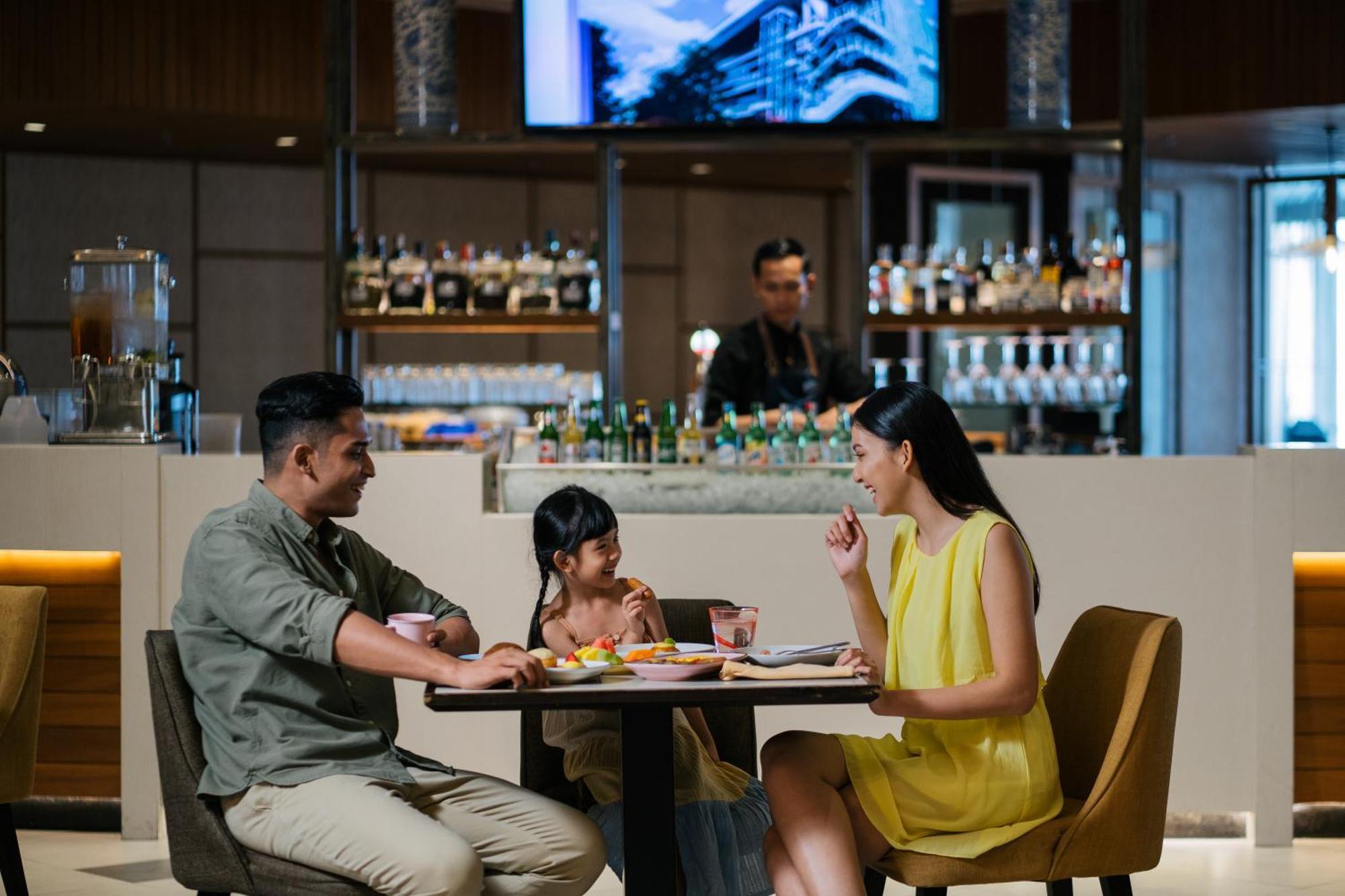 Four Points By Sheraton Surabaya, Pakuwon Indah Exteriér fotografie