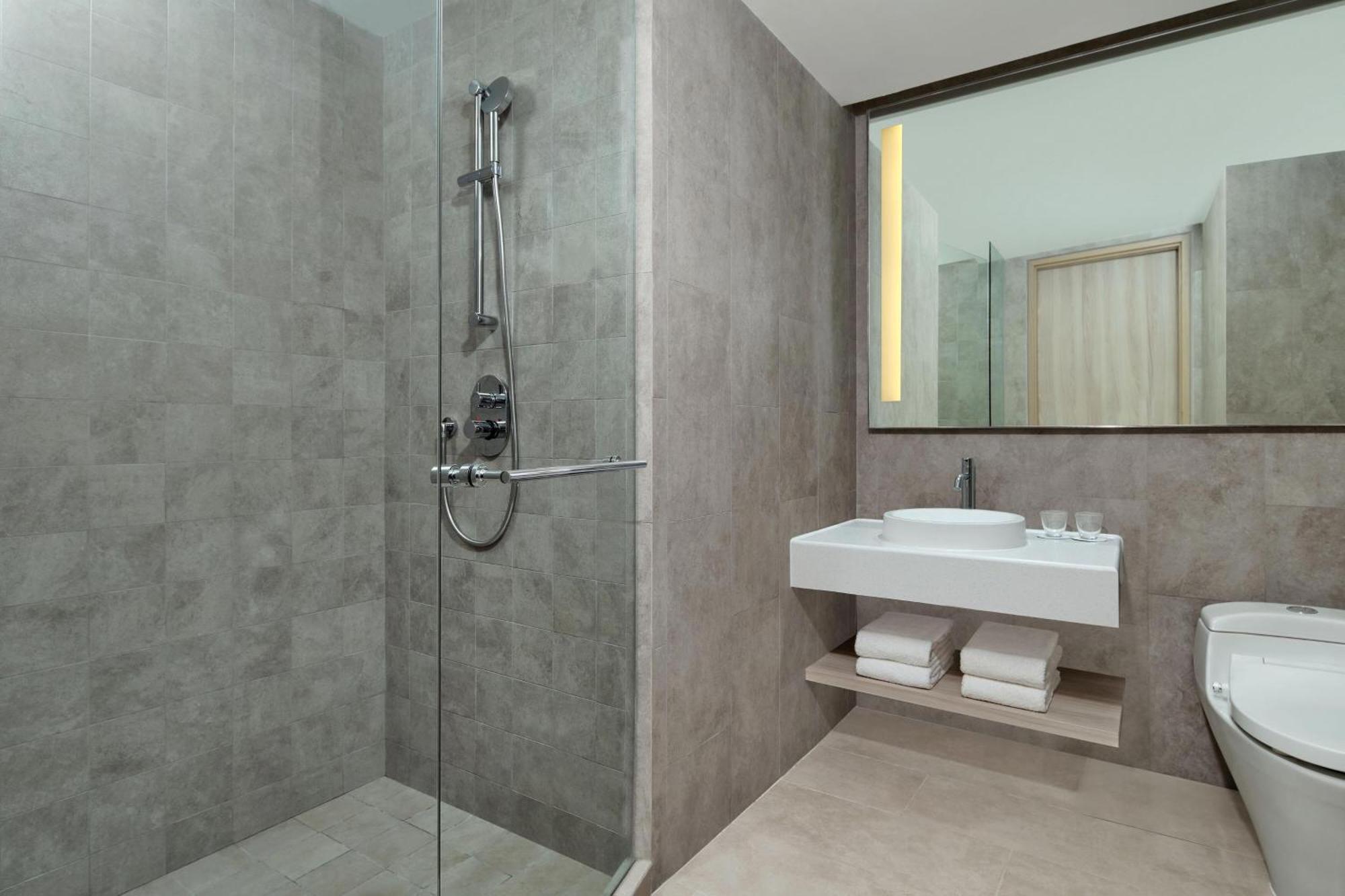 Four Points By Sheraton Surabaya, Pakuwon Indah Exteriér fotografie